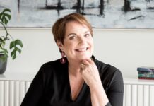 Á köldum vetrarmorgni er rannsóknarlögreglan kölluð út að Hólavallagarði